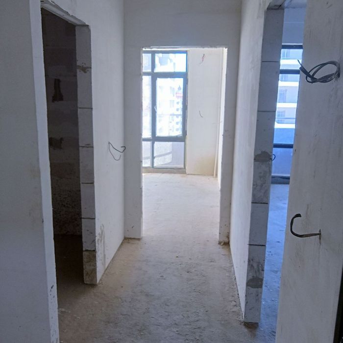 1 xonalik Kvartira sotiladi