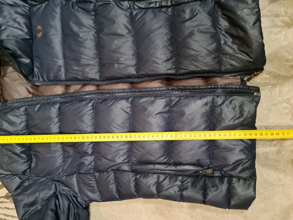 Geaca toamna Fred Perry London măsură m ,merge ok și L ,originala Uk