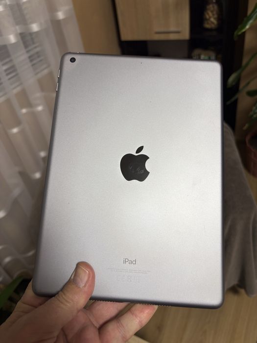 Таблет ipad 6 32 gb wifi