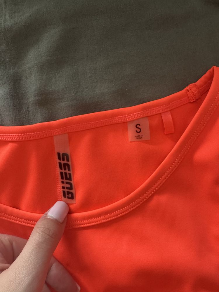Guess  оригинално