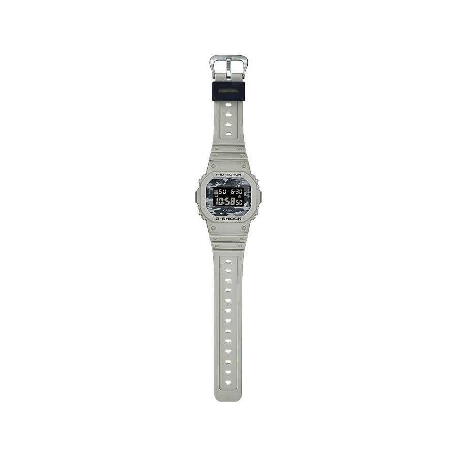 Мъжки часовник Casio G-Shock DW-5600CA-8ER