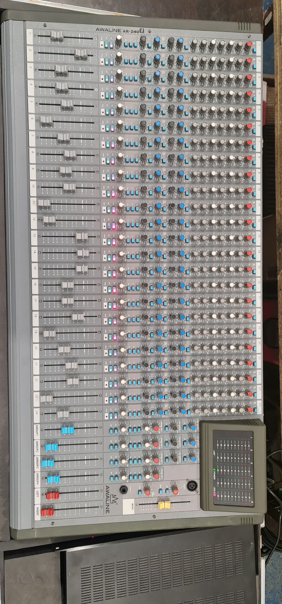 Vand sau Schimb Mixer pasiv 24 Canale , Nu Dinacord, Nu Yamaha,