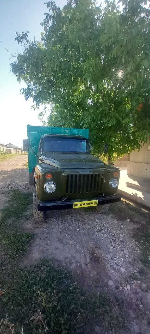 GAZ 53 A sotiladi