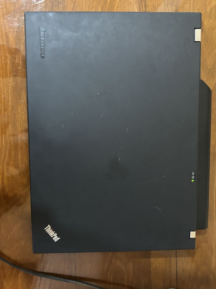 Vând leptop Lenovo ThinkPad T400