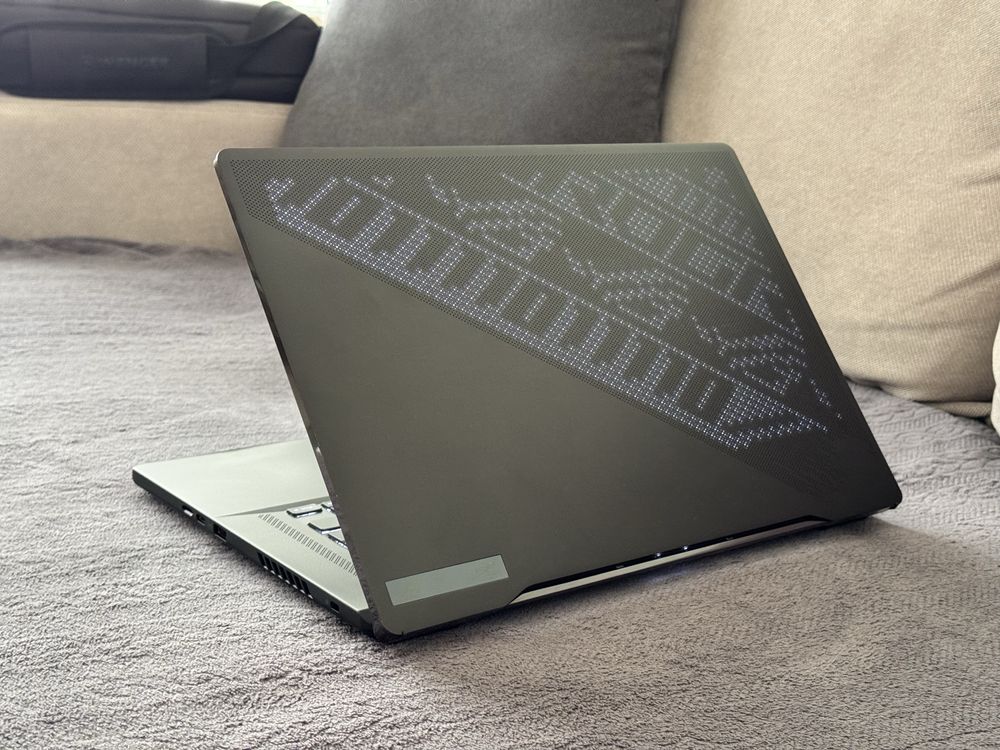 16’QHD+240Hz/RTX 4090 16GB/Asus Zephyrus M16/i9-13900/64GB DDR5/2TB