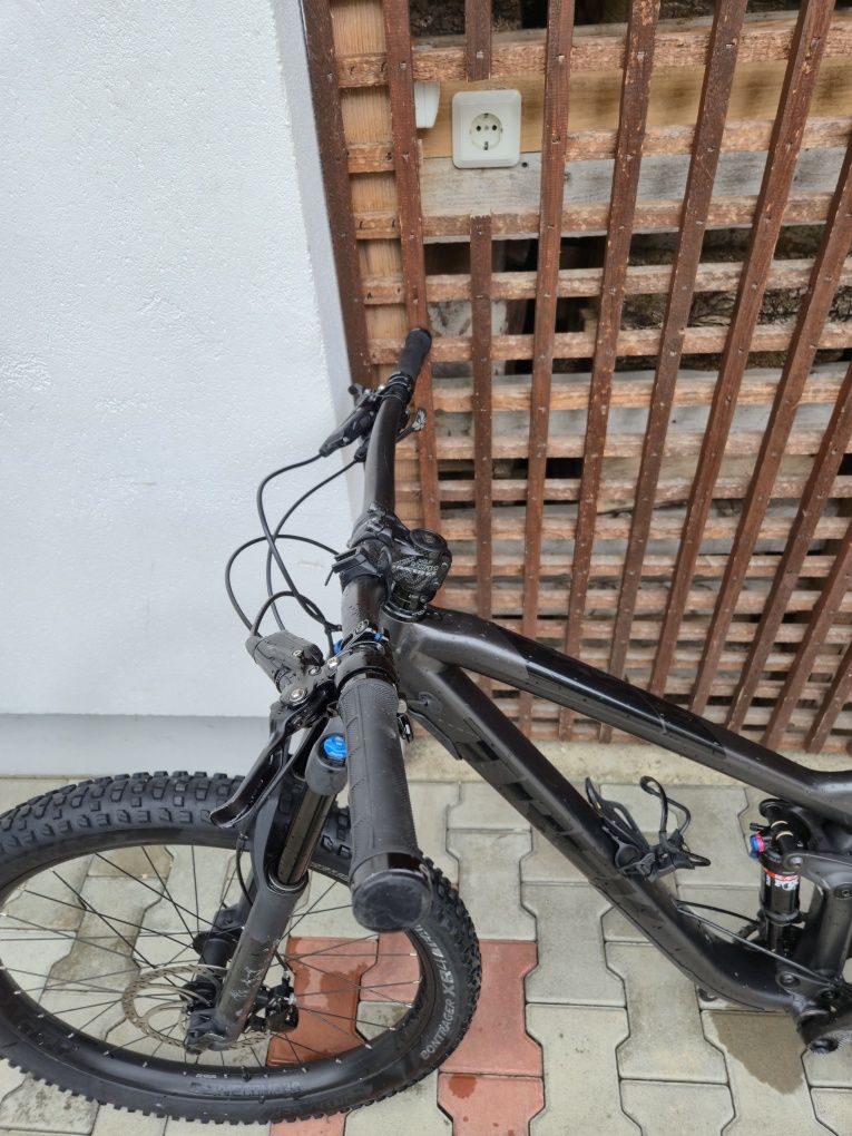 Vand bicicleta full suspension trek fuel ex 8 2020 (nu electrica,motoc