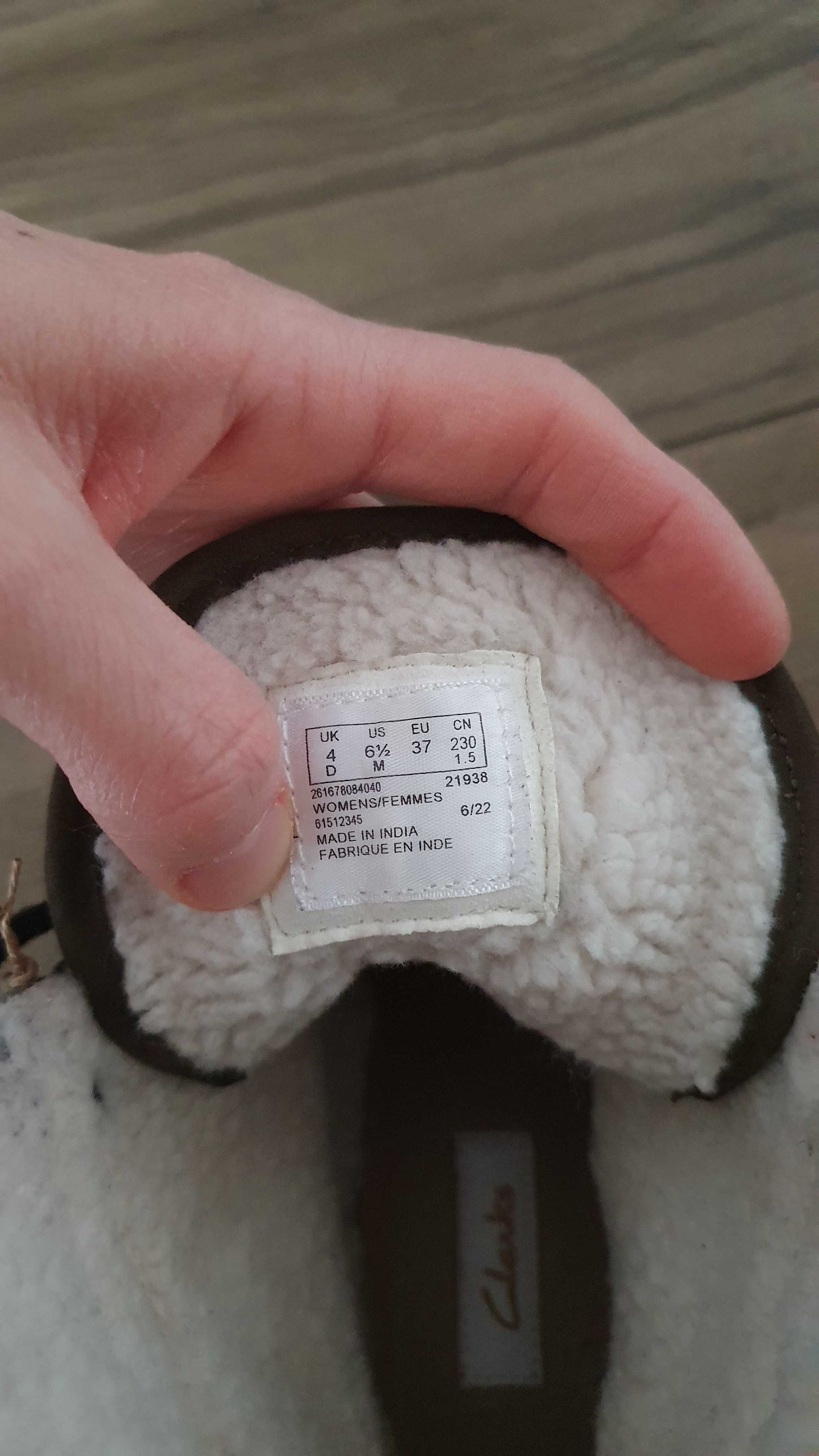 Ghete Clarks din piele imblanite 37