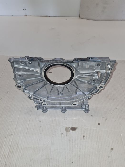 Capac motor 1.5 benzina B38A15P BMW/ cod-8632012 / an-2020-2025 OEM