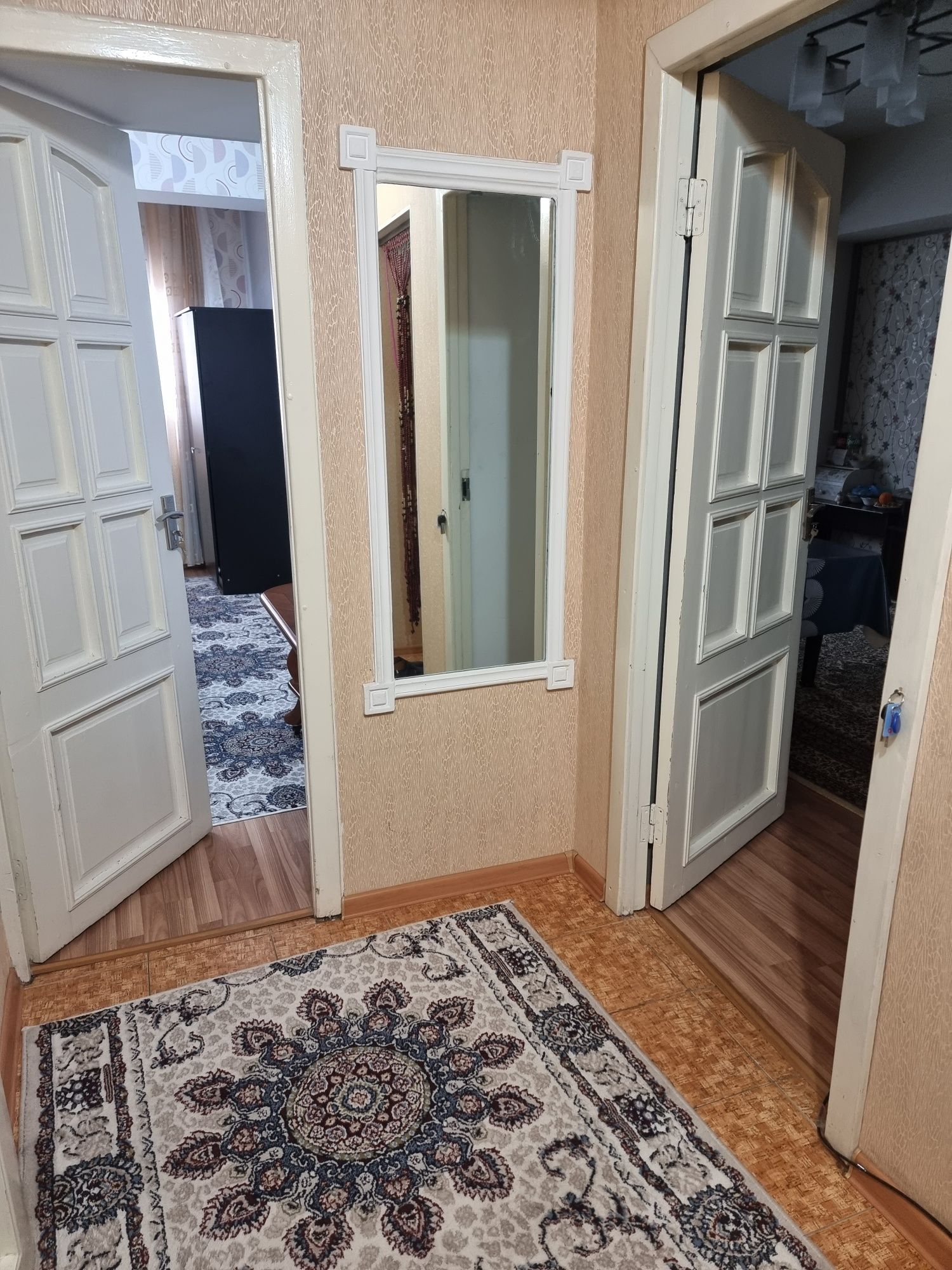 2 x комнатная на Ойбек метро