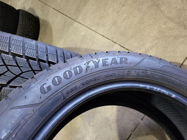 255/45/20//235/50/20 GOODYEAR