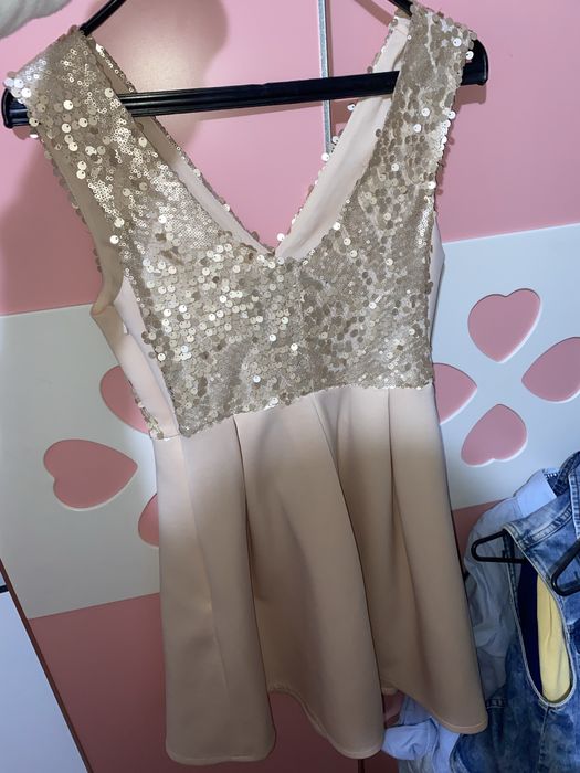 Момичешки рокли по 10 лв