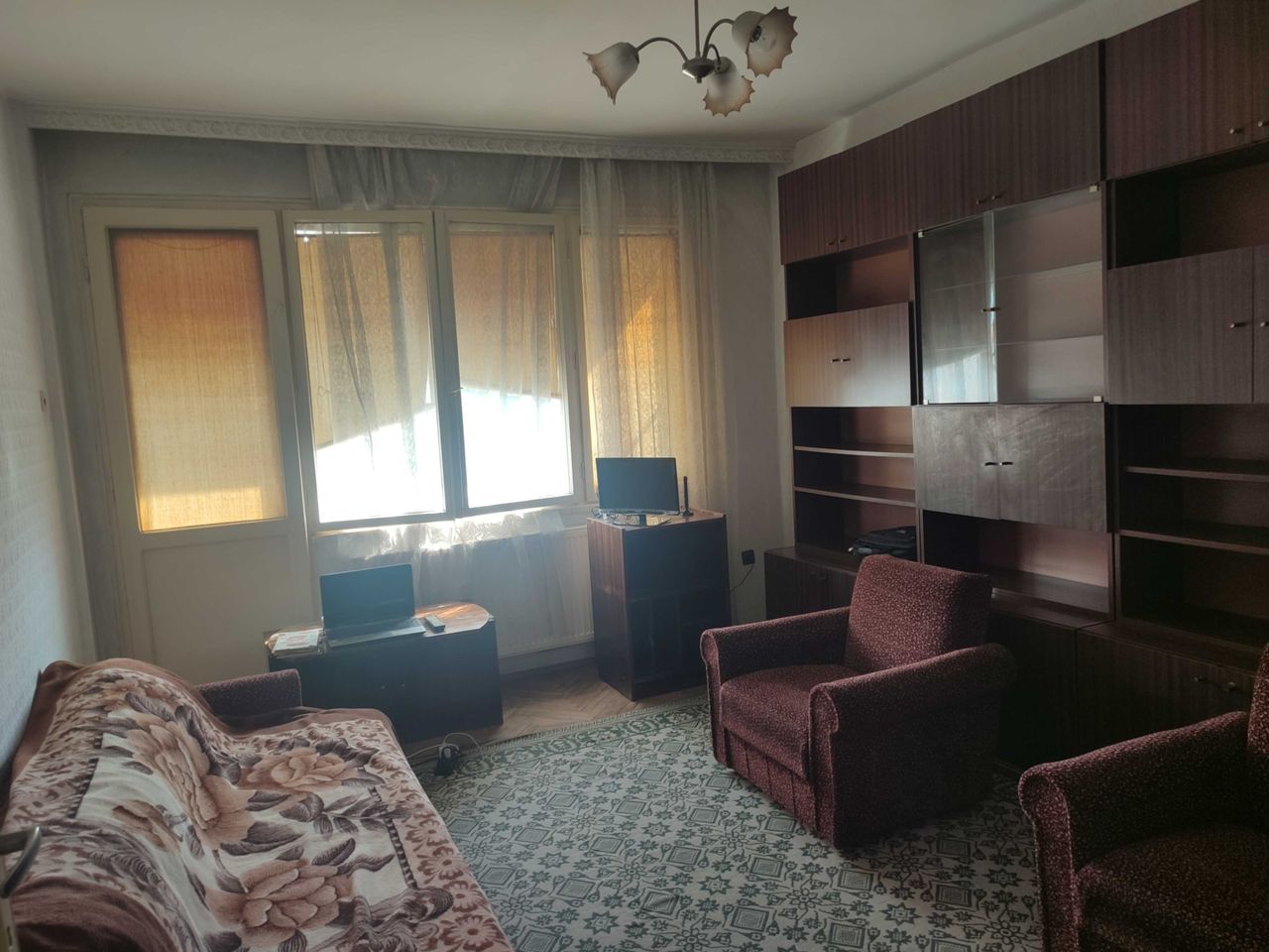 Продава се Двустаен апартамент в Търговище, Център - 67 кв.м за 952 €/кв.м - Снимка #4