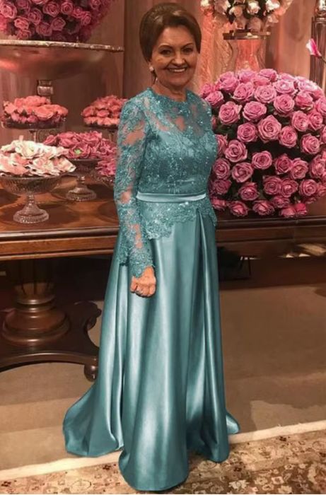 платье цвета тиффани из дорогого шелка