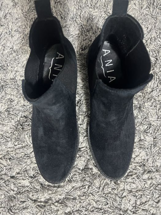 Ghete piele intoarsa marimea 37