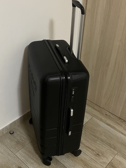 Se vinde rucsac nou plus altele