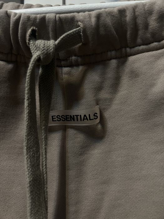 Оригинален анцуг- Essentials Fear of God