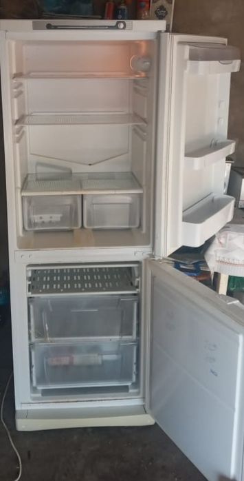 Продам холодильник