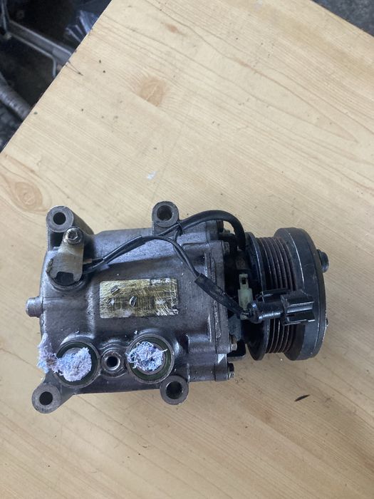 Ford focus 1.8 tdci 2002 година Компресор Климатик