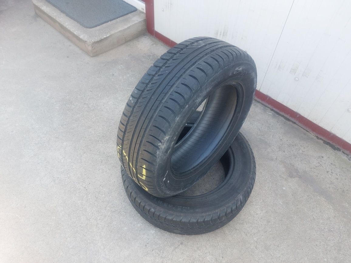 100 lei bucata! Doua anvelope de vara 185 65 15 Nokian