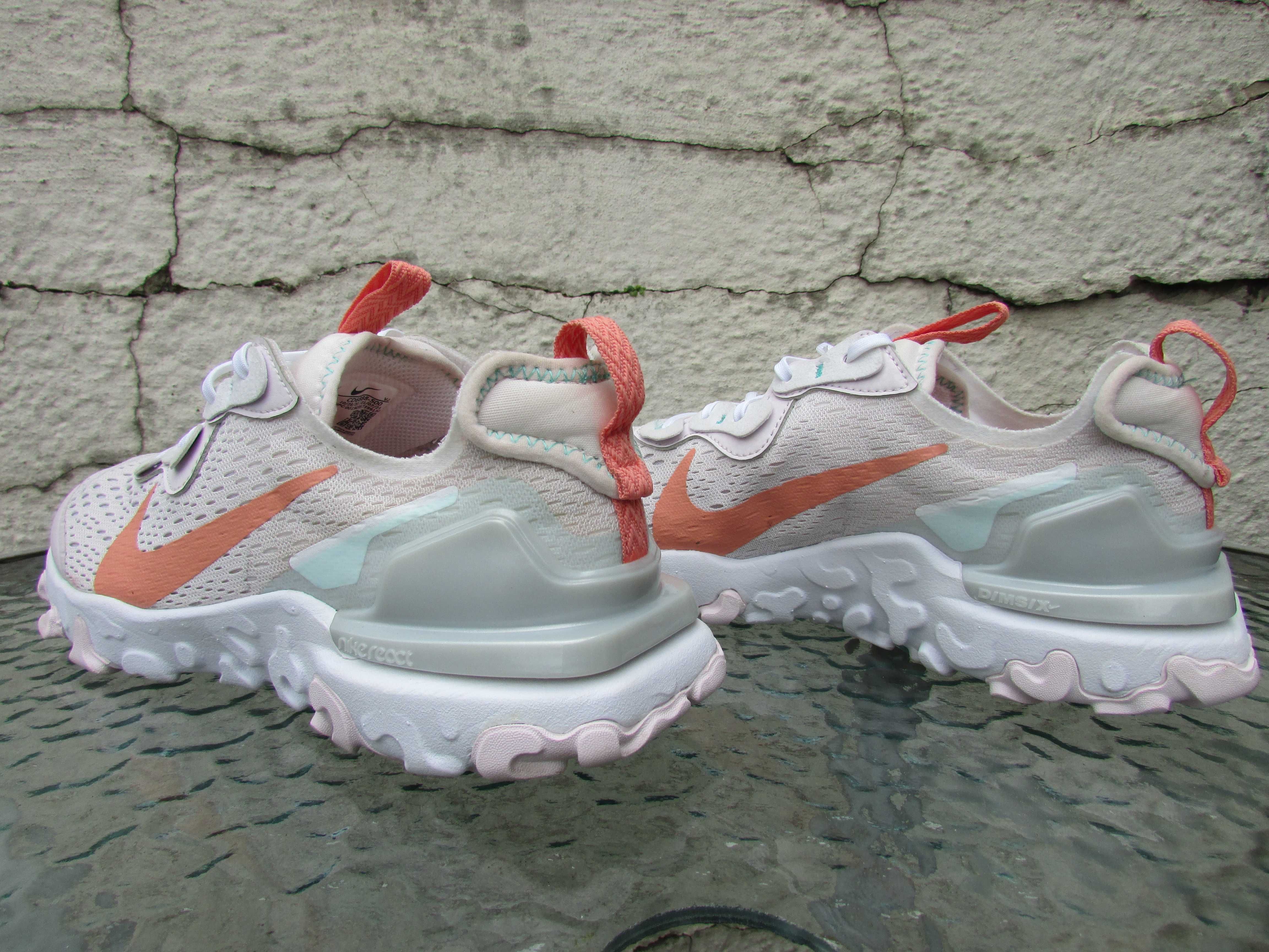 Дамски маратонки Nike React Vision Light Bliss