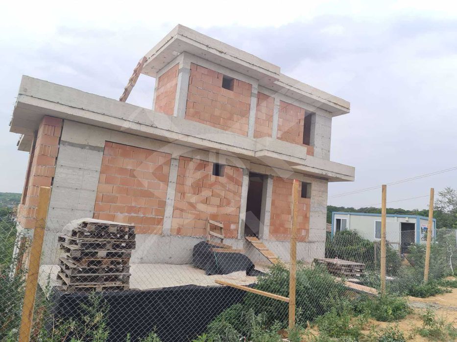 Продава се Къща в Варна, м-т Боровец - юг - 360 кв.м за 723 €/кв.м - Снимка #7