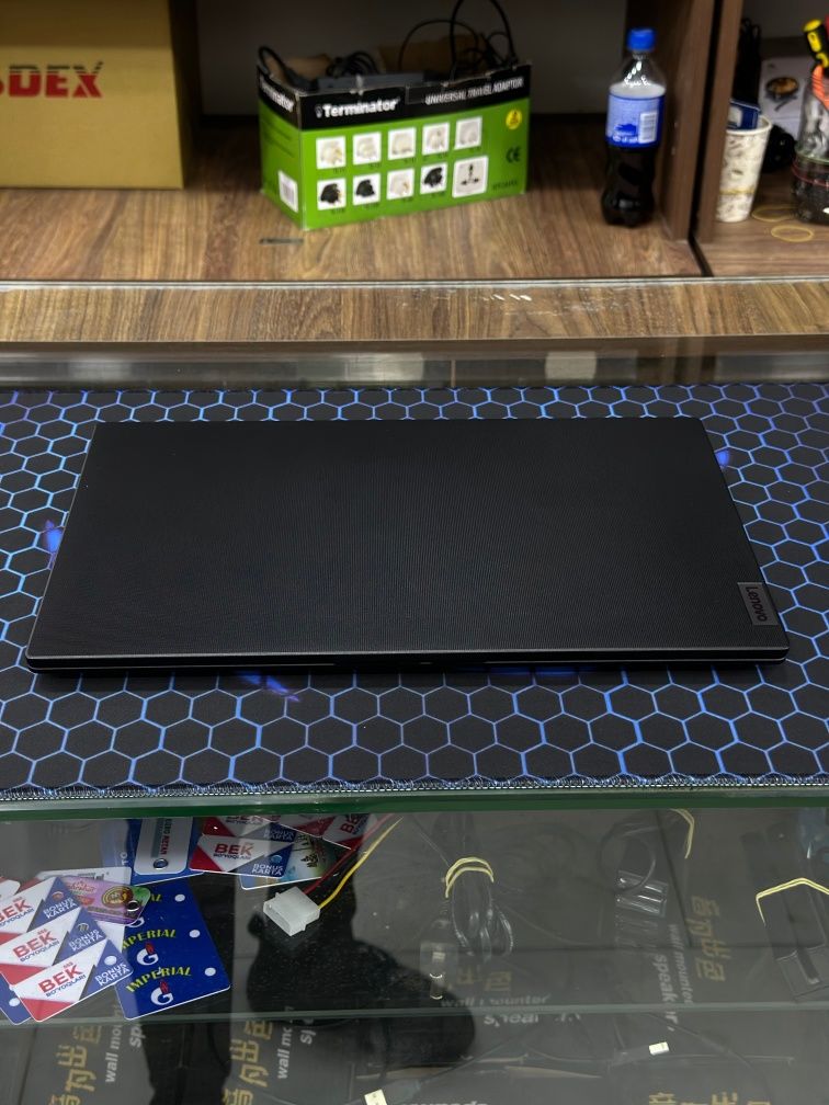 Lenovo 14
 Экран: 15,6 Дюм FULL HD LED (1920х1080) 
 Процессор: AMD RY