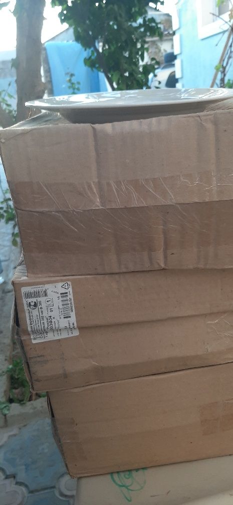 Продам тарелки для вторых блюд