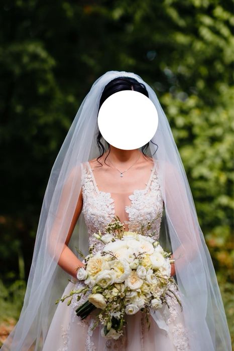 Vand rochie de mireasa Zetana, colectia Tones of Couture