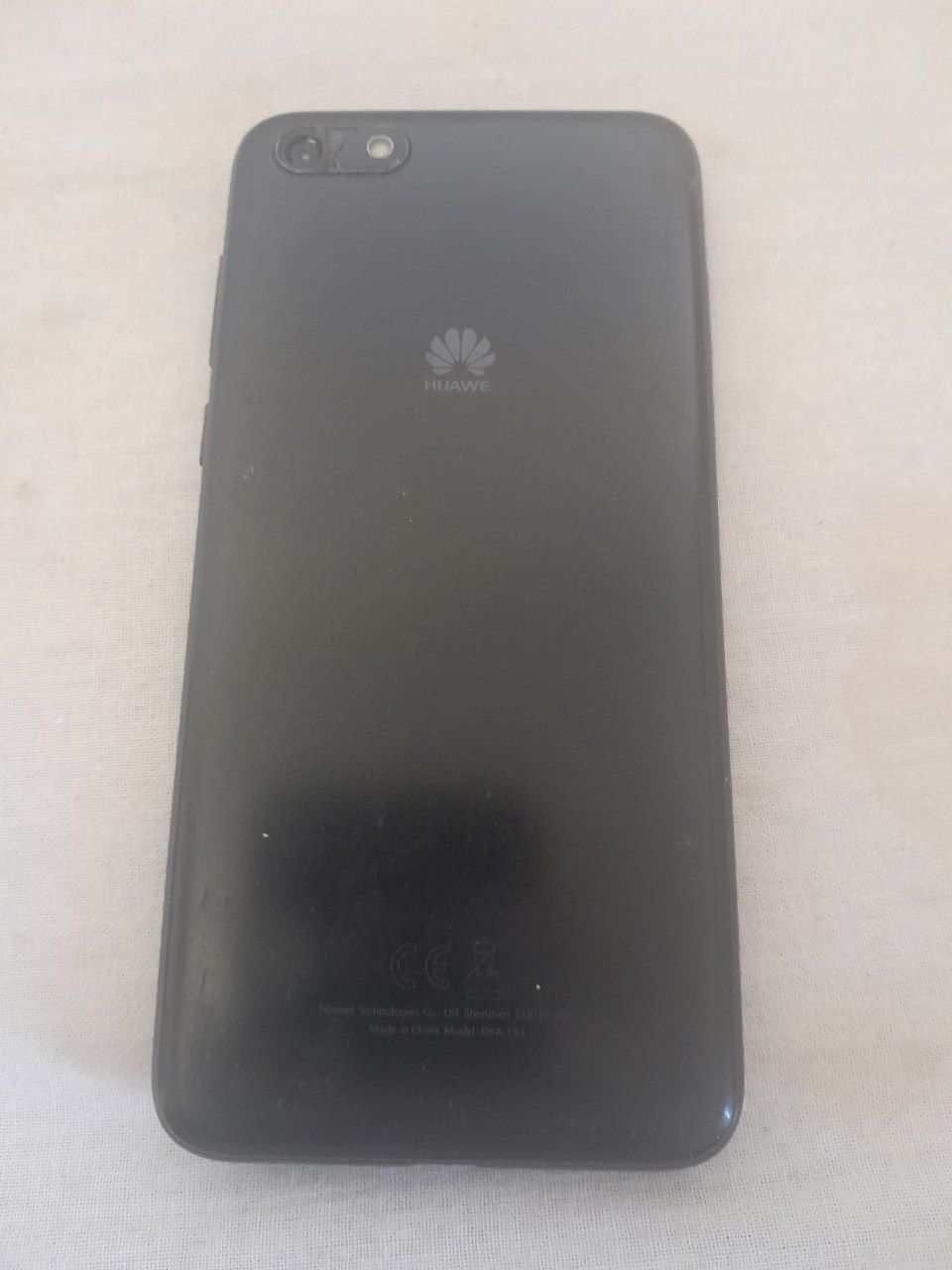 Телефон хуавей huawei  telefon