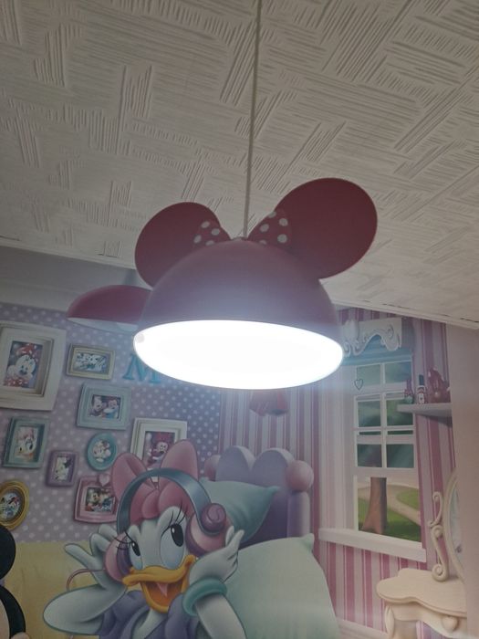 Полюлей на Disney