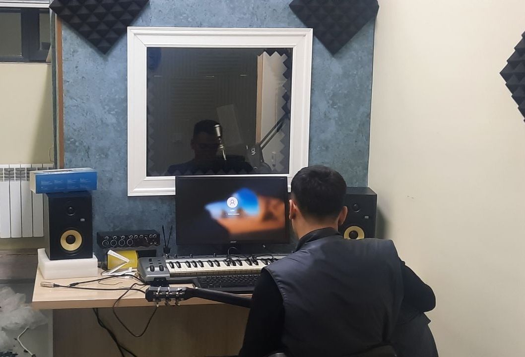 Ovoz yozish Studiyasi arzon narxda