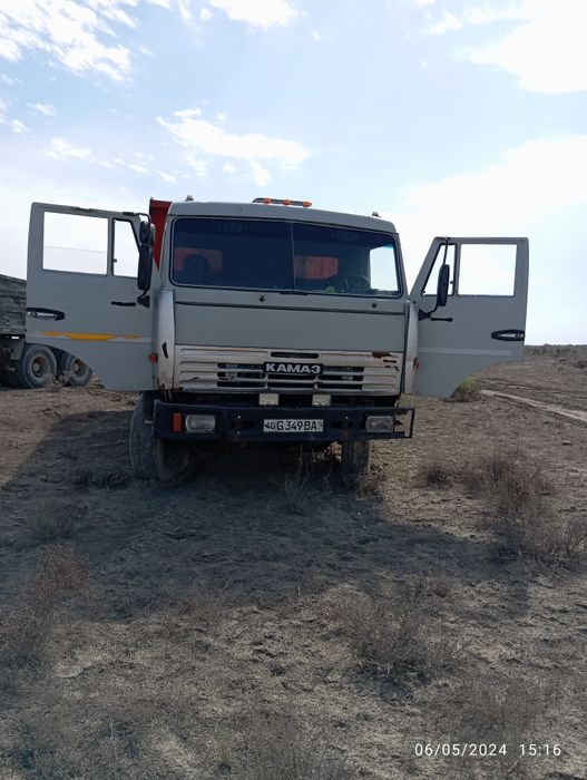KAMAZ 5511  holati yaxshi iwlab turibdi