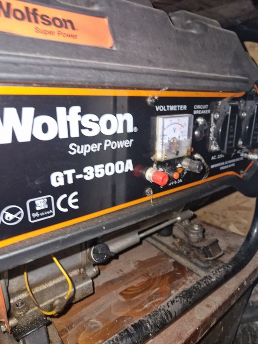 Generator curent pe benzina portabil