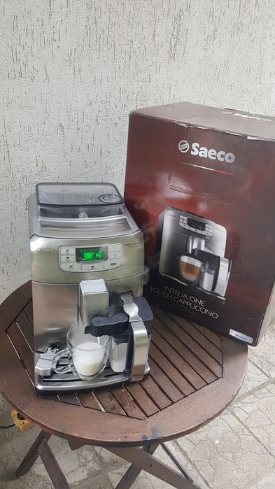 Каферобот Saeco Intelia EVO One Touch Cappuccino Inox. Обслужен изцяло