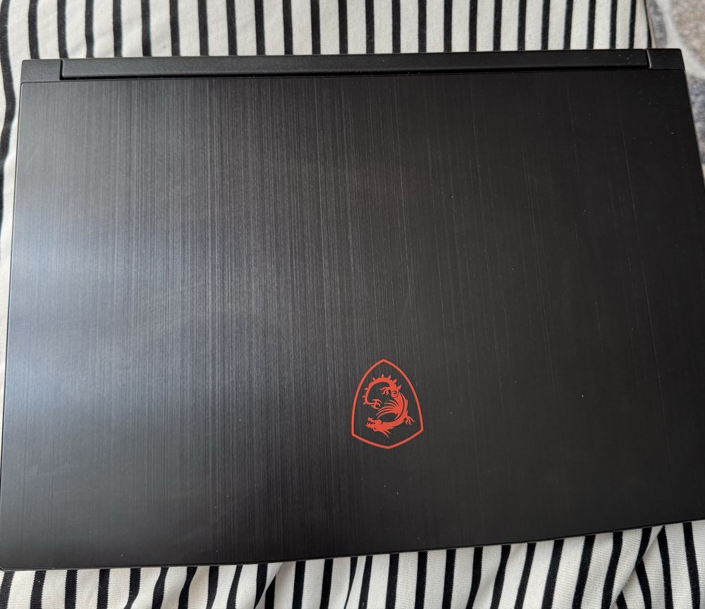 Геймърски Лаптоп MSİ GF63 Thin
