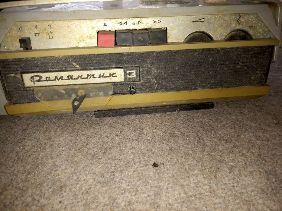 Магнетофон Романтика