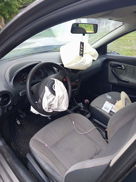 Vând Seat ibitza 1.4 benzina pentru făcut sau dezmembrări
