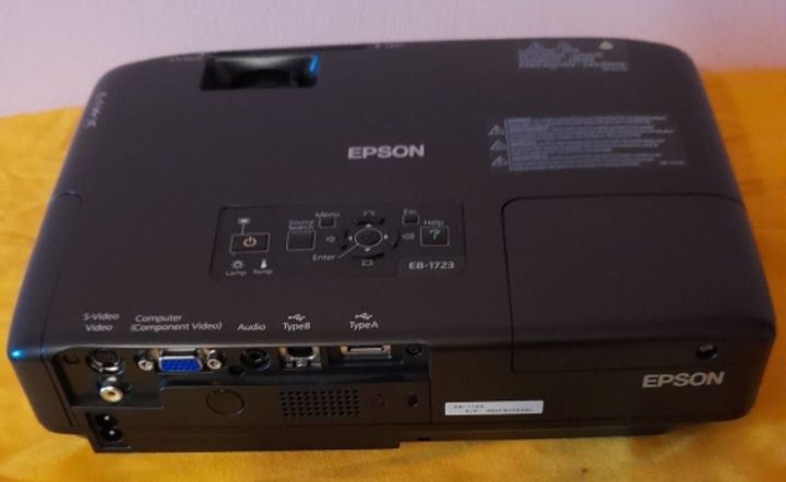 Video proiector Epson