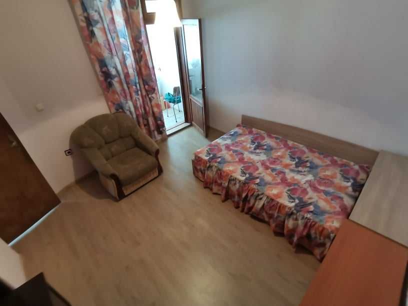 Дава се под наем Тристаен апартамент в Бургас, Възраждане - 70 кв.м за 153 € - Снимка #5