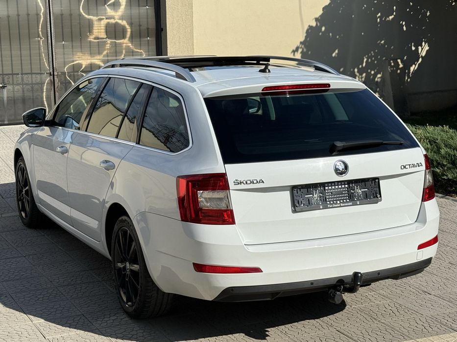 Vand Skoda Octavia 1,6 tdi 110CP, 03-2017euro6,navi,piele,panoramic