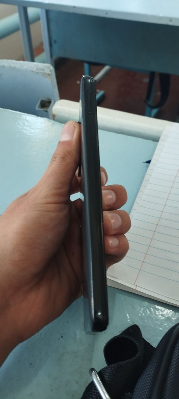 Redmi not 11 s aybi ekran almashgan