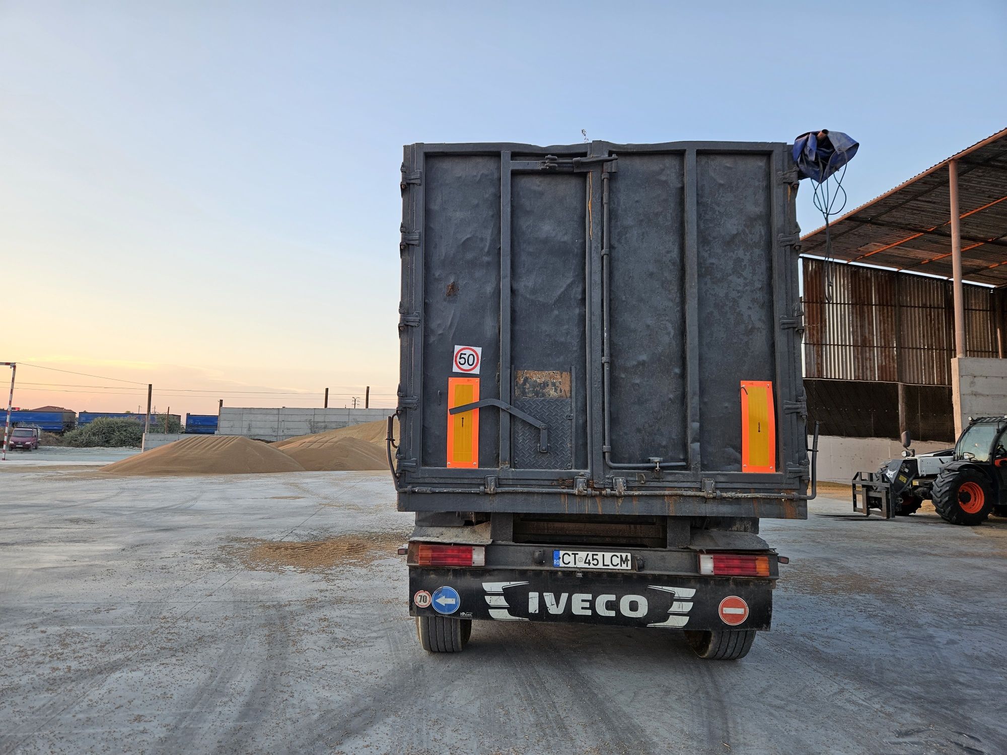 Semiremorca basculabila fier 54mc