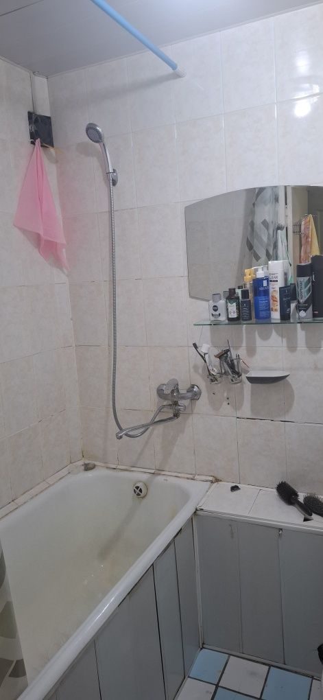 4 etajli uyning 2 etajida 49m2
