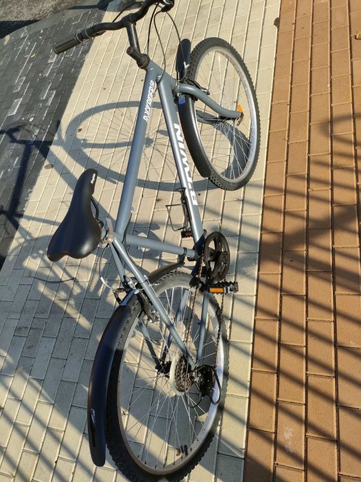 Bicicleta B TWIN Rockrider 50, dimensiune roti 24 inch