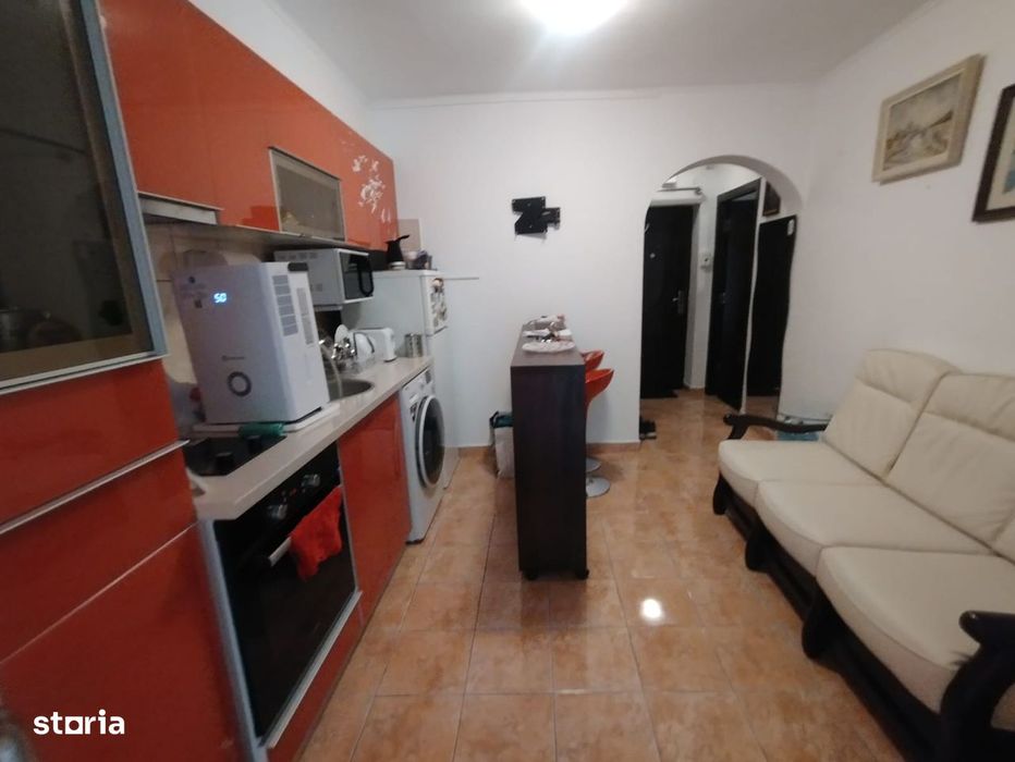 PLAJA MODERN spatiu de 100 mp pret 240000 euro