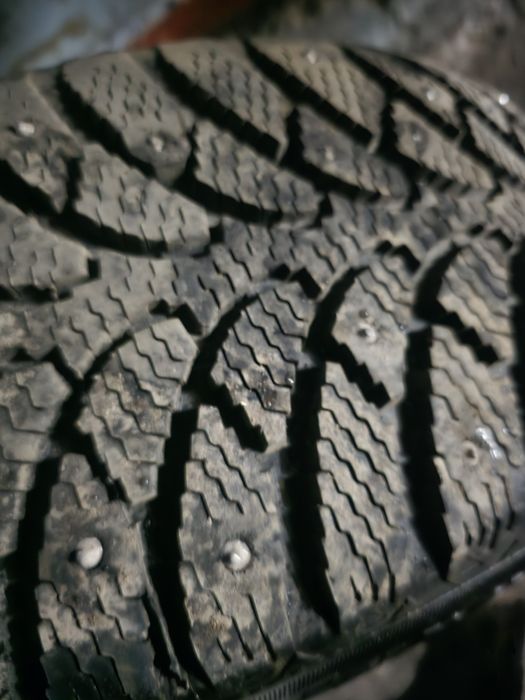 Продам зимнию резину в идеале