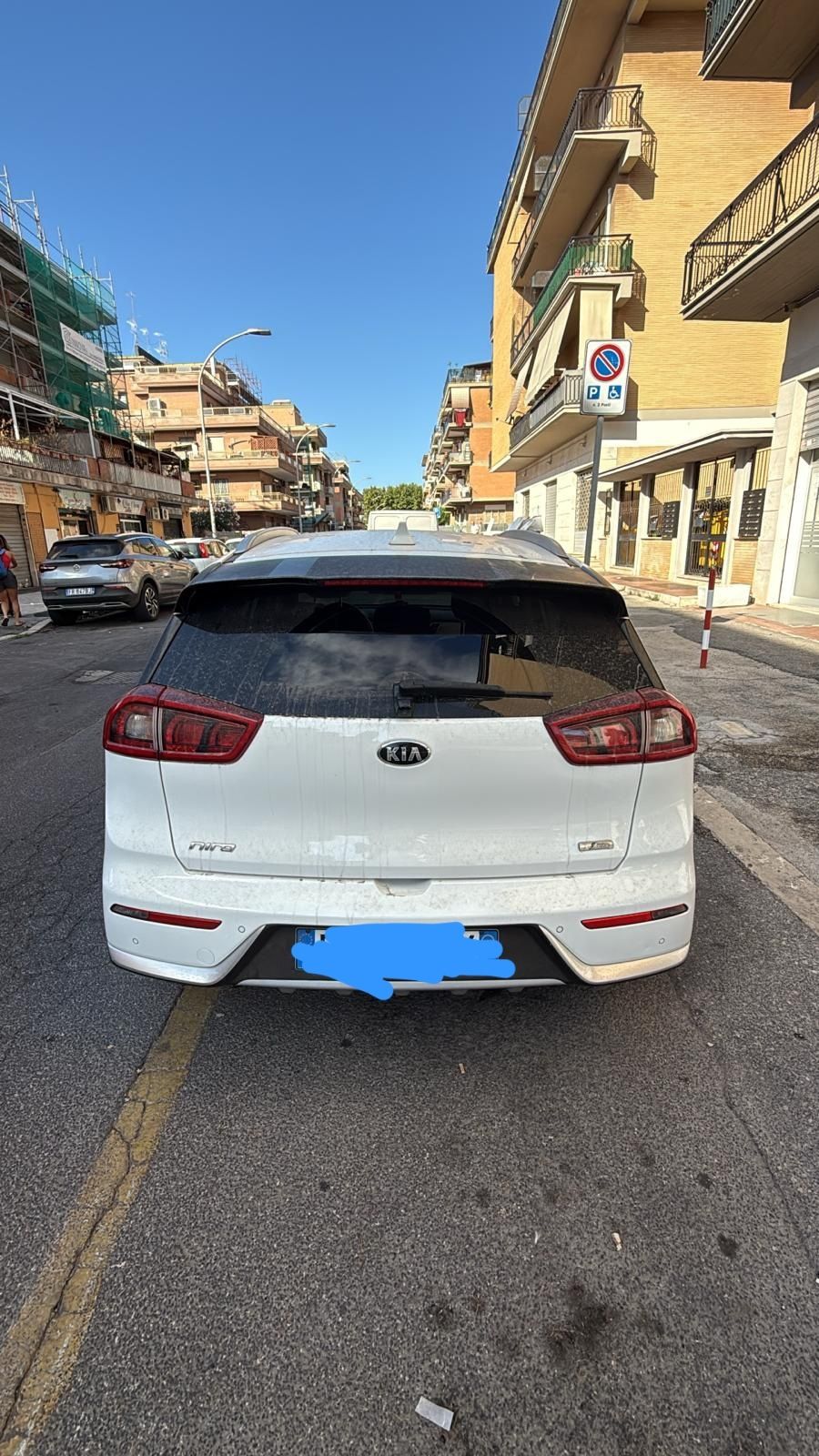 Продавам киа ниро 1.6 хибрид на части