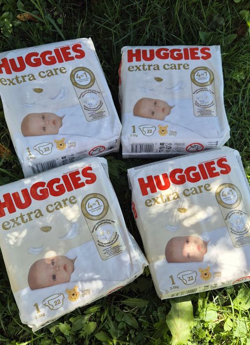 Set 4 scutece Huggies Extra Care nr.1