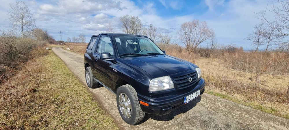 Suzuki Grand Vitara Cabrio 2.0 benzină, 128 CP, 4x4, model Canada