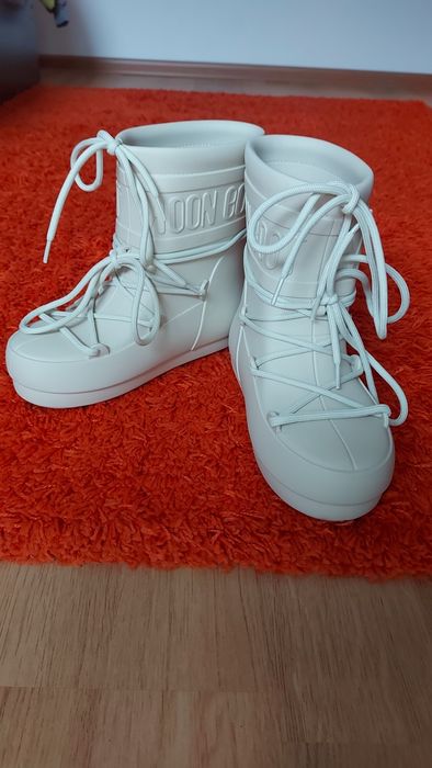 Гумени ботуши Moon boot 37-38 номер
